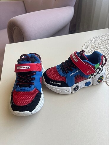 Skechers 22