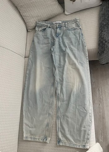 Bershka Acik Mavi Rahat Kesim Denim Jean