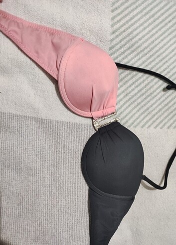 Bikini üstü 