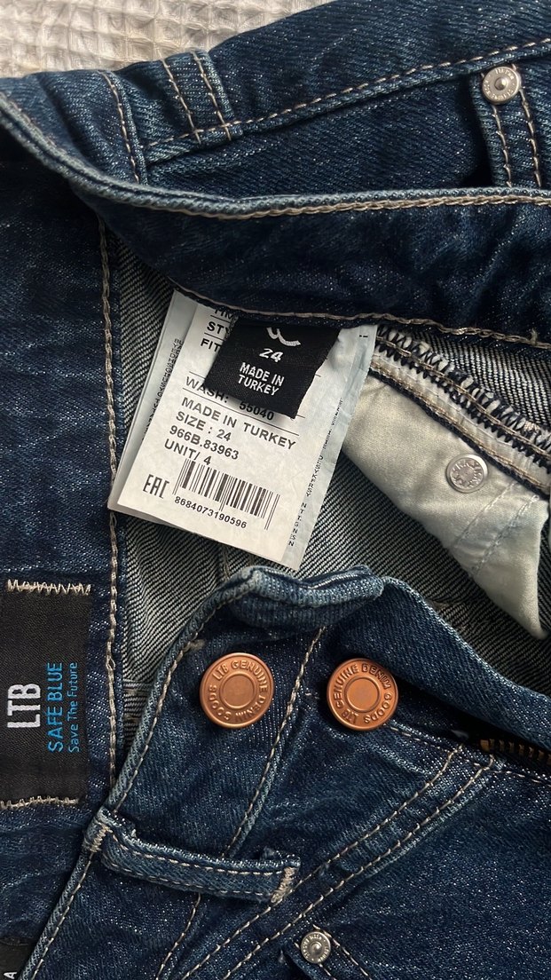Koyu Mavi Yüksek Bel Denim Jean — görsel 3/4