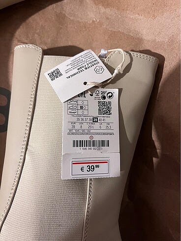 Pull and Bear Pull&Bear kadın bot