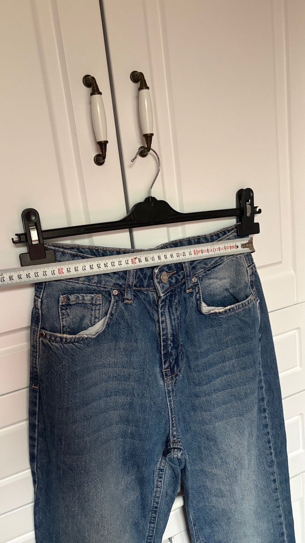 Mavi Yıkamalı Rahat Kesim Denim Jean — görsel 4/5