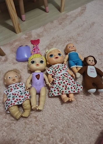 Baby alive çeşitli bebekler