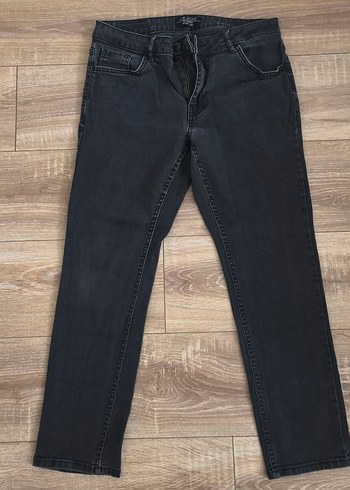 LC Waikiki Koyu Siyah Dar Kesim Denim Jean