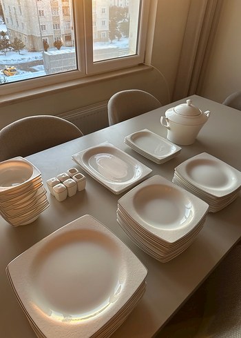 Kütahya Porselen 62 Parça Platin Yemek Takımı - Görsel 9