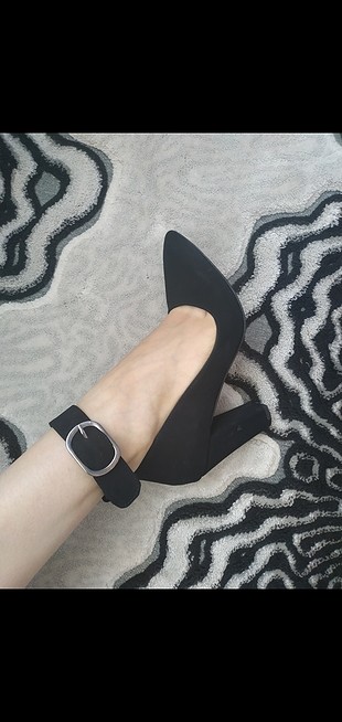 siyah stiletto