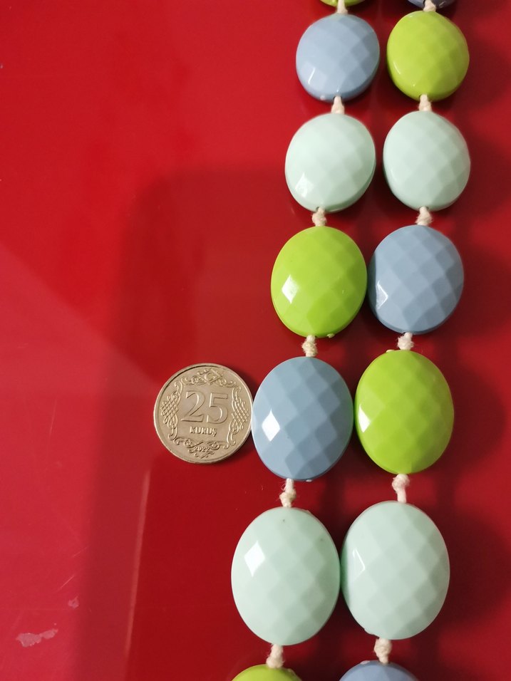 Uzun Renkli Boncuklu Kadın Kolye - Görsel 4