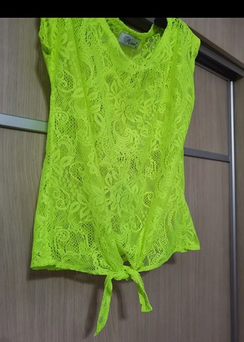 Yeşil Dantelli Bluz - Görsel 3