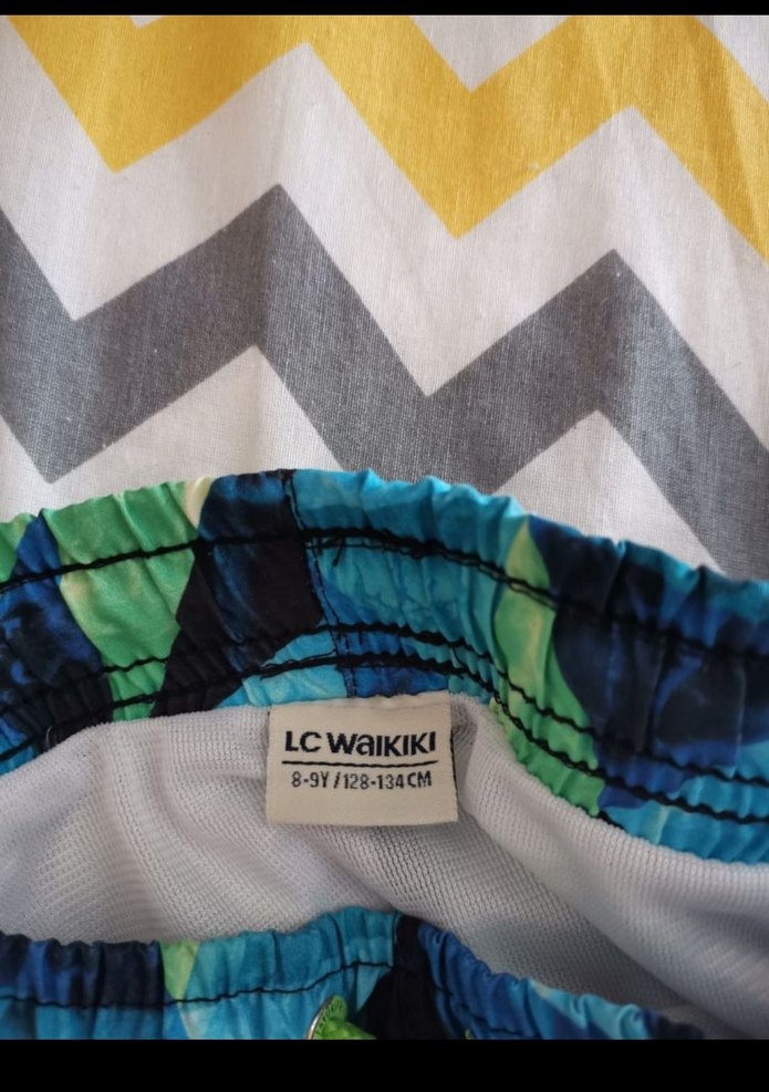 Erkek Çocuk Renkli Pilili Bağcıklı Şort - Görsel 4