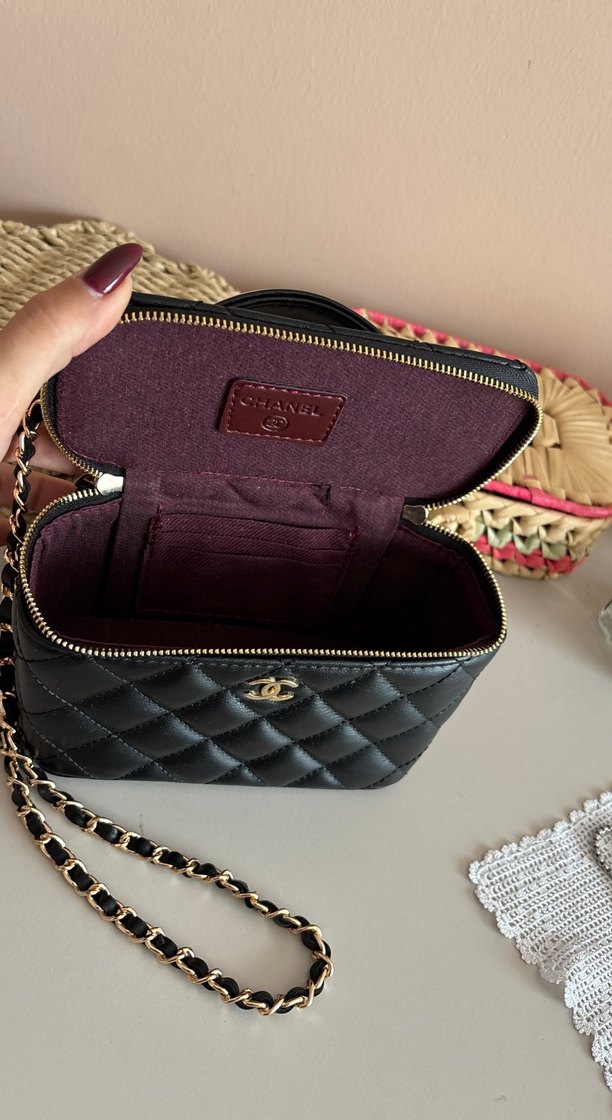 Chanel Siyah Kapitone Mini Çanta — görsel 2/5