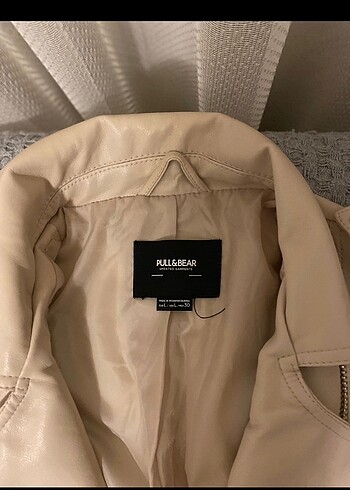 l Beden Pull and bear deri ceket