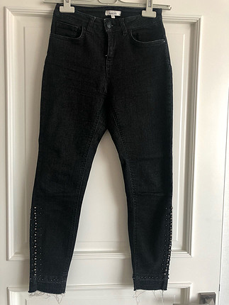 İpekyol Skinny zımba ve boncuk detaylı jean