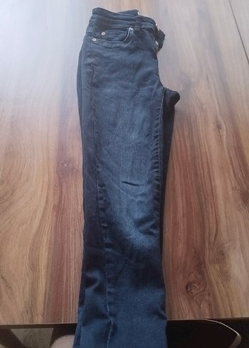 Diğer Koyu Lacivert Dar Kesim Denim Jean