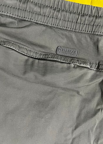 Pull and Bear Pull Bear Koyu Gri Sort Rahat Ve Sik