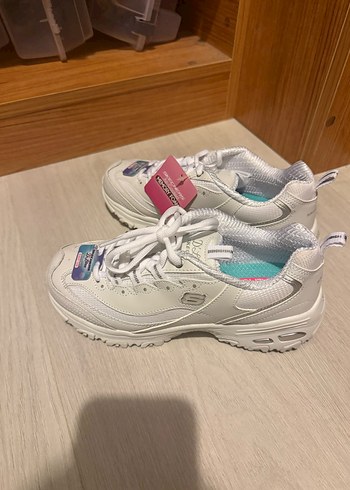 Skechers Beyaz Spor Ayakkabi