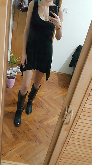 Diğer asimetrik kesim elbise