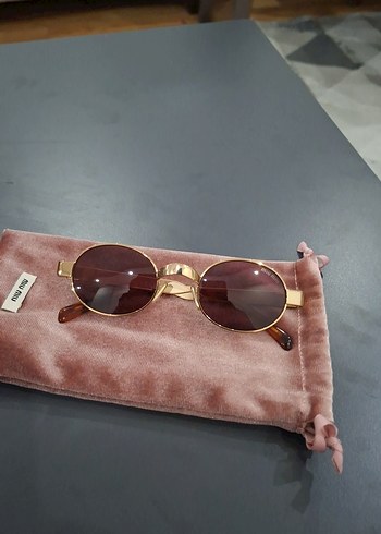 Miu Miu Altin Cerceveli Retro Yuvarlak Gunes Gozlugu Miu Miu