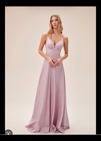 m Beden Oleg Cassini abiye