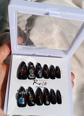 Takma Tırnak - Görsel 16