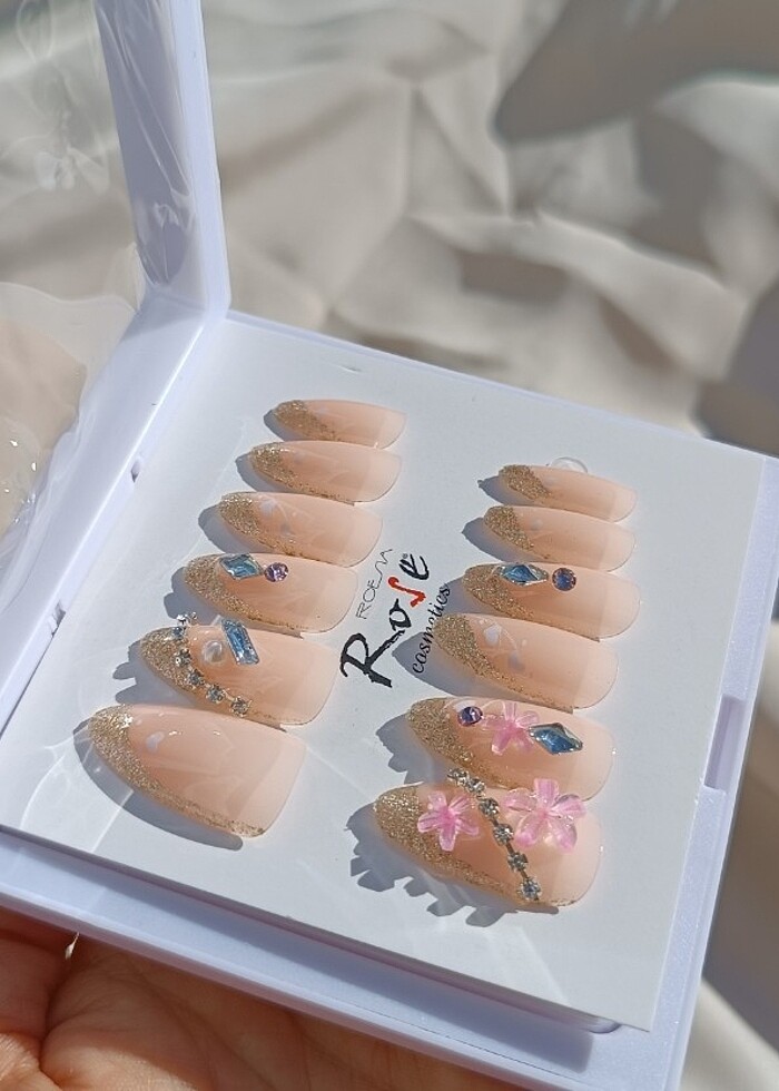 Takma Tırnak - Görsel 4