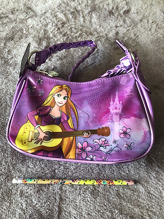 Disney Store ürünü, Rapunzel çanta. 