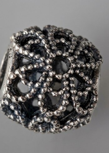 Pandora Gotik Gumus Metal Yuzuk