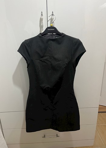 Zara Sikligin Simgesi Antrasit Kisa Kollu Elbise