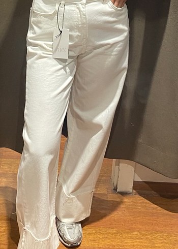 Zara Ekru Genis Paca Denim Pantolon