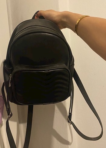 LC Waikiki Sik Siyah Deri Gorunumlu Mini Sirt Cantasi