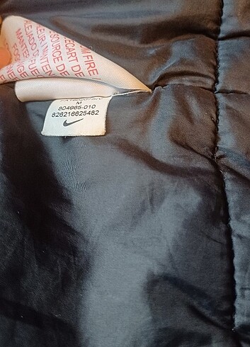 11-12 Yaş Beden Nike erkek çocuk mont