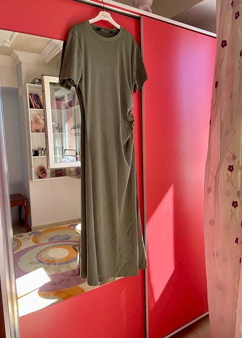LC Waikiki Lcw Haki Yesil Minimal Uzun Elbise
