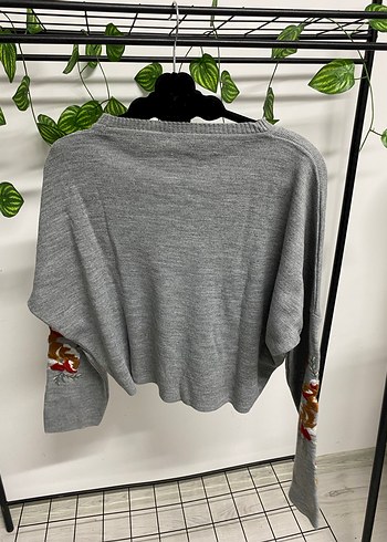 Nakışlı Gri Kadın Triko Kazak - Görsel 3