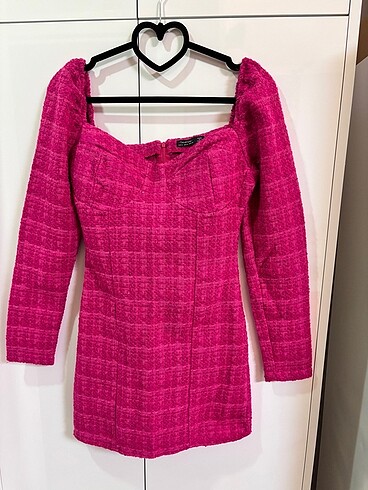 Pembe Tüvit Elbise