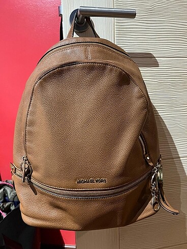 Michael Kors sırt çantası