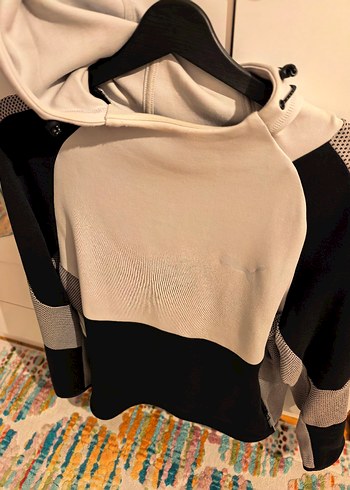 Puma Sweatshirt