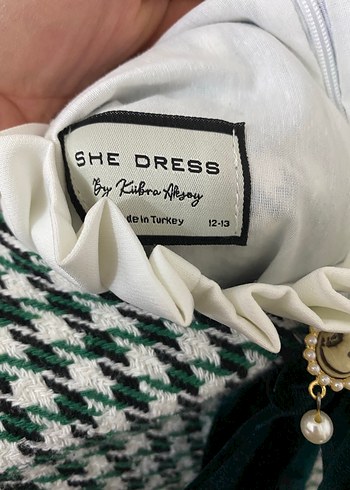 Uzun Kollu Pötikareli Kız Elbisesi - Görsel 3