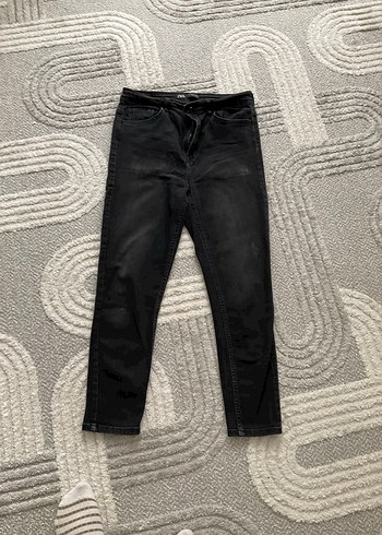 Zara Siyah Dar Kesim Denim Jean