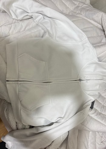 Stradivarius Minimal Beyaz Fermuarli Kapusonlu Sweatshirt