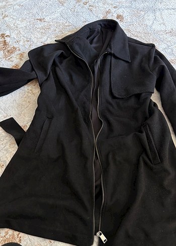 LC Waikiki Siyah Fermuarli Sik Ceket