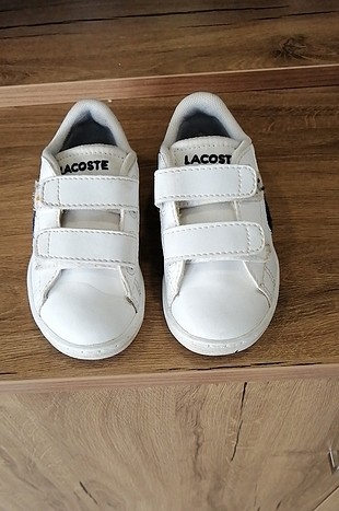 Bir kez giyildi lacoste unisex ayakkabı 23 numara 