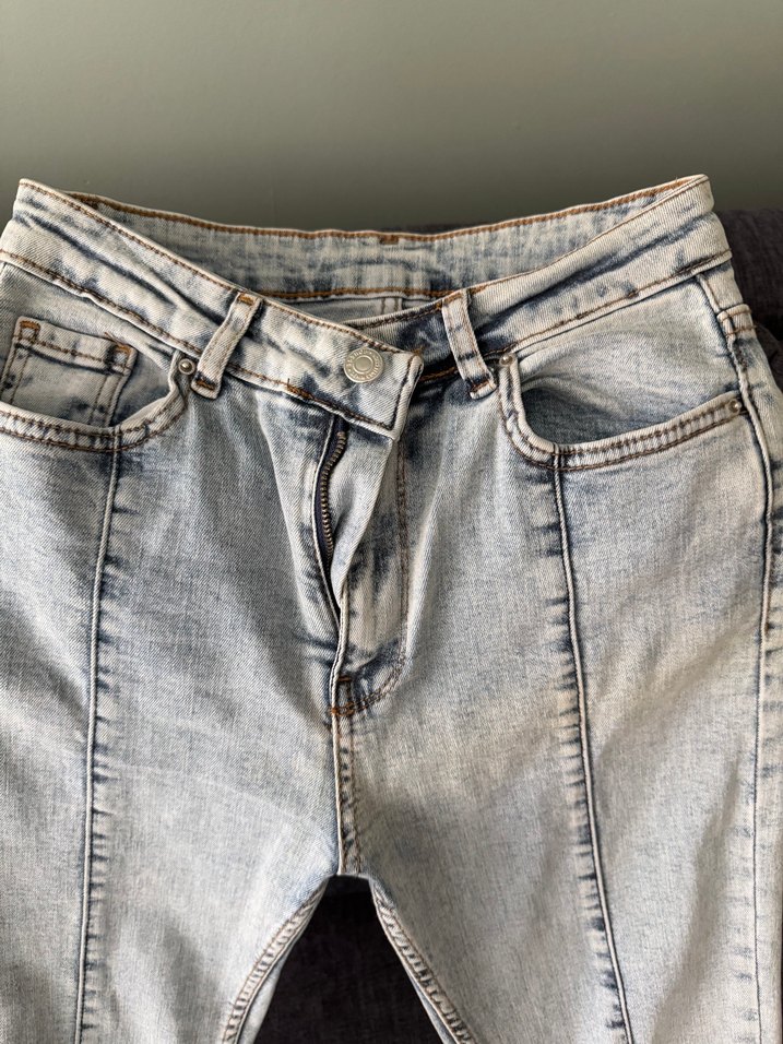 Açık Mavi Yüksek Bel Denim Jean — görsel 2/4