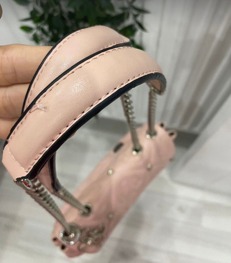 Pembe Kapitone Zincirli Omuz Çantası — görsel 3/5