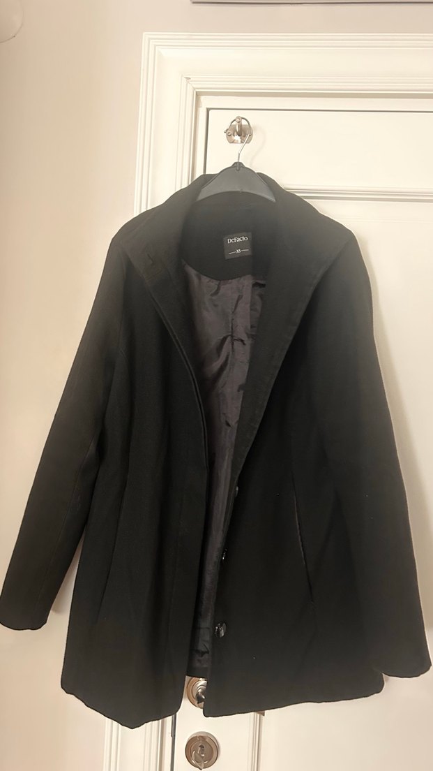 DeFacto Siyah Düğmeli Kadın Kaban - Görsel 2