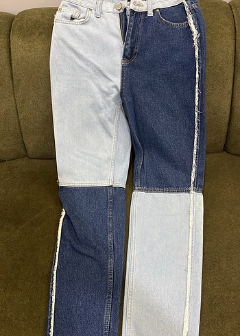 Trendyol & Milla Renk Bloklu Rahat Denim Jean