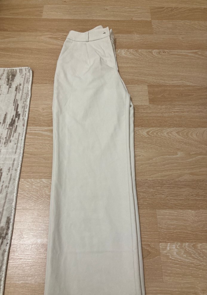 Ekru Yüksek Bel Düz Paça Pantolon — görsel 2/6