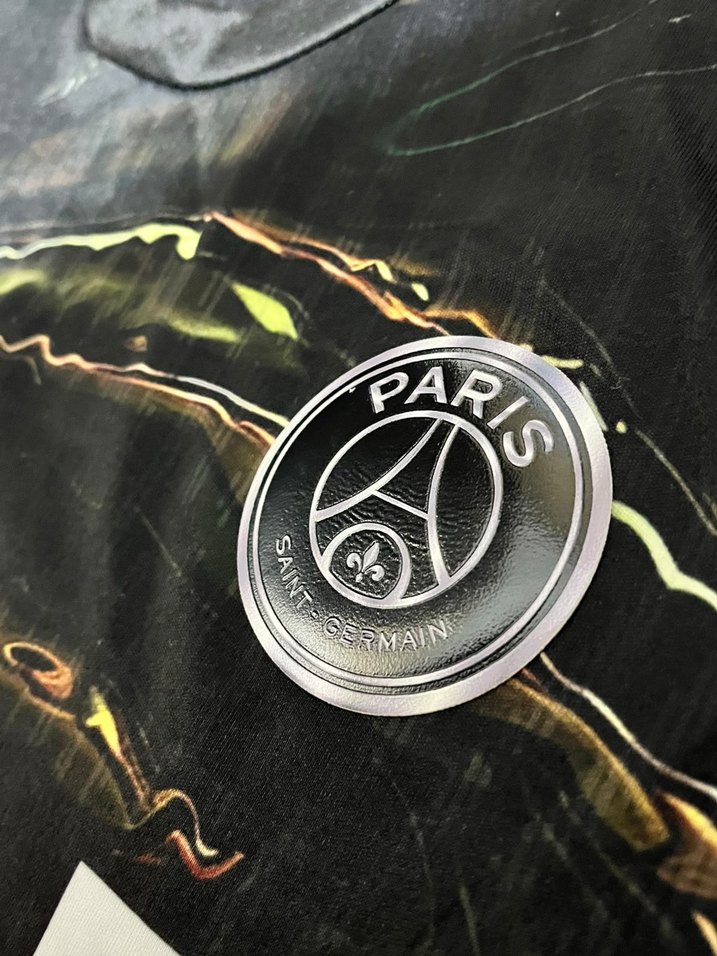 PSG Forma Orijinal Font baskısı ile birlikte. — görsel 4/8