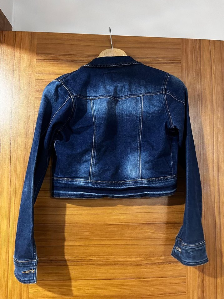 Koyu Mavi Crop Denim Ceket — görsel 2/3