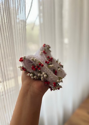 Armine Kirazli İyne Oyasi