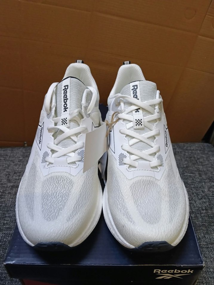 Reebok Beyaz Spor Ayakkabı — görsel 2/2