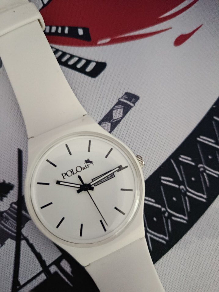 Minimal Beyaz Analog Kol Saati — görsel 5/9